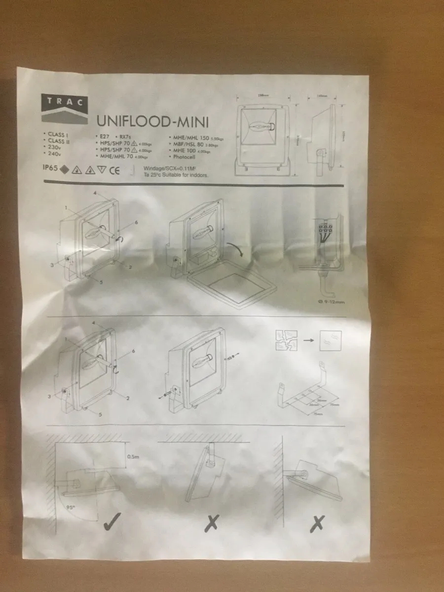 Outdoor Flood Light 70 w , IP 65 , NEW ( unboxed) - Image 3