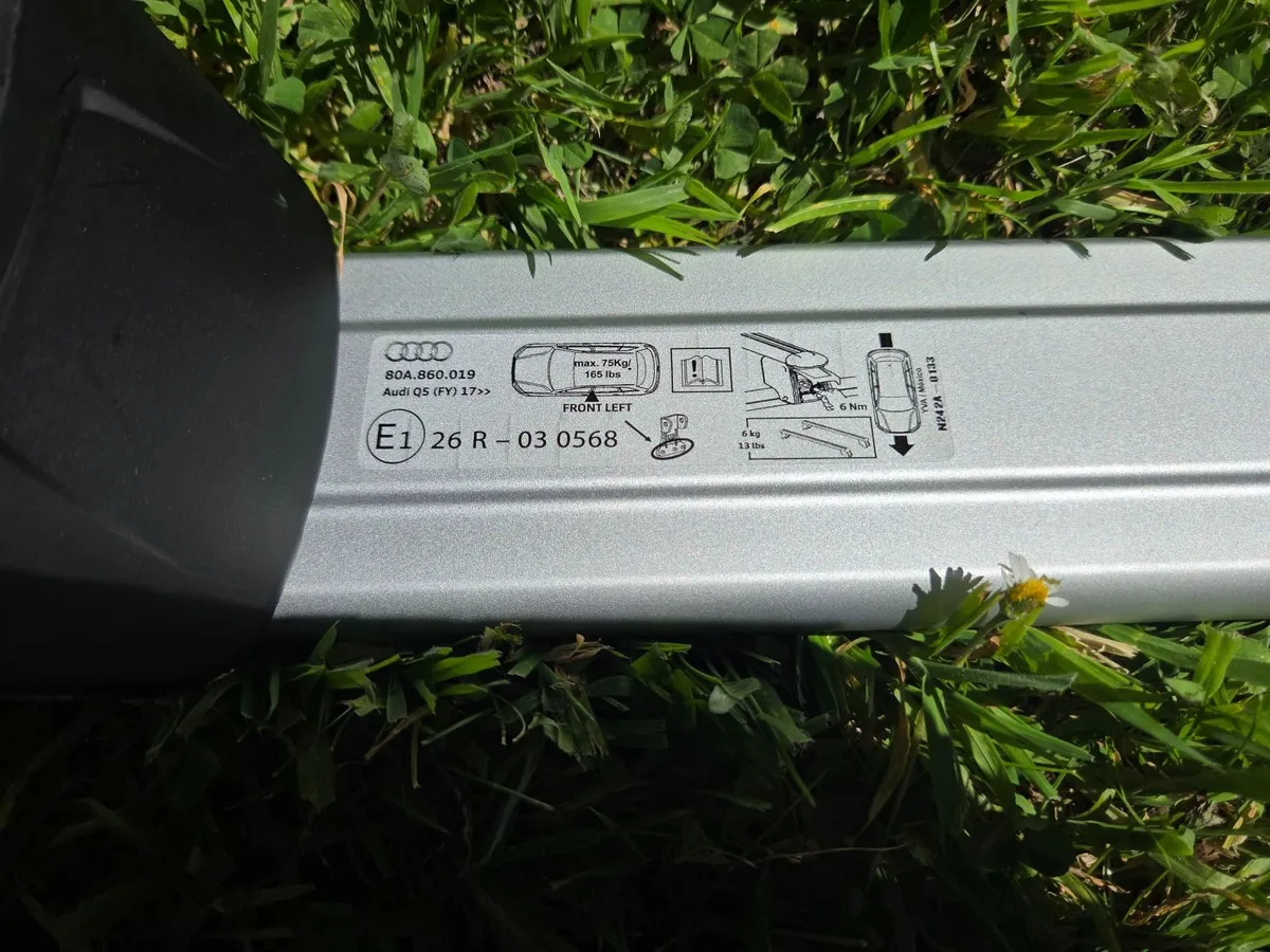 Audi Q5 roof bars - Image 3