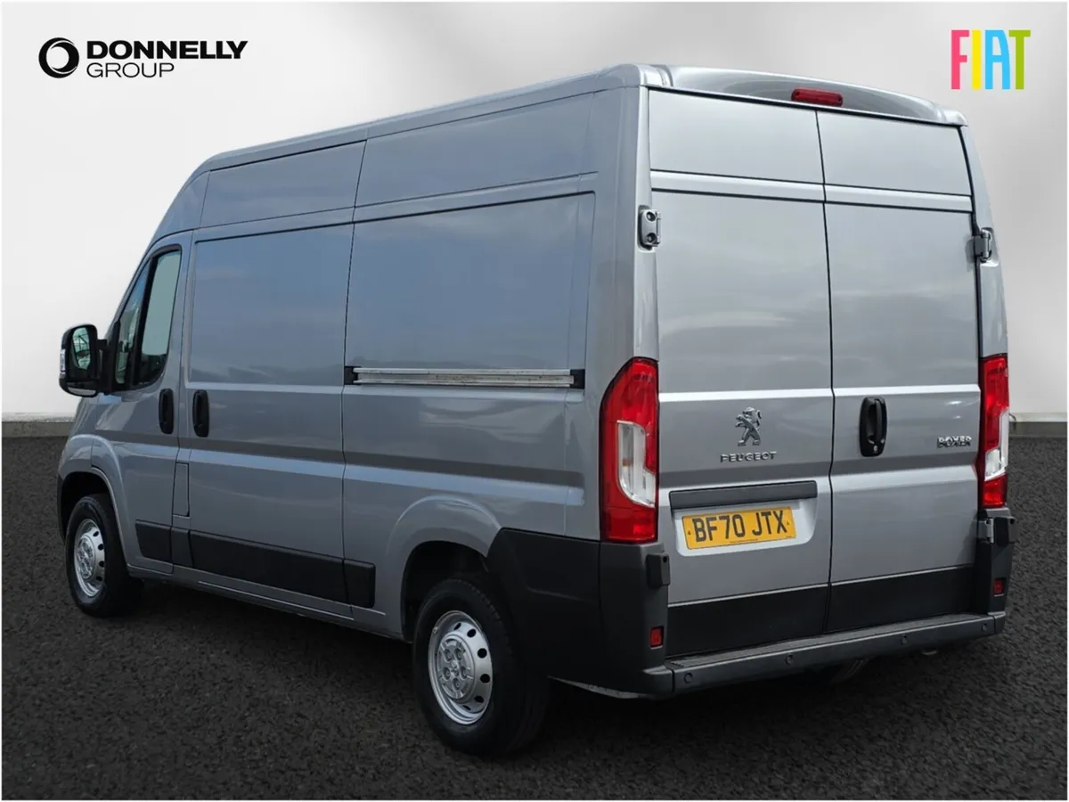 Peugeot Boxer 335 L2 Diesel Professional - Image 2