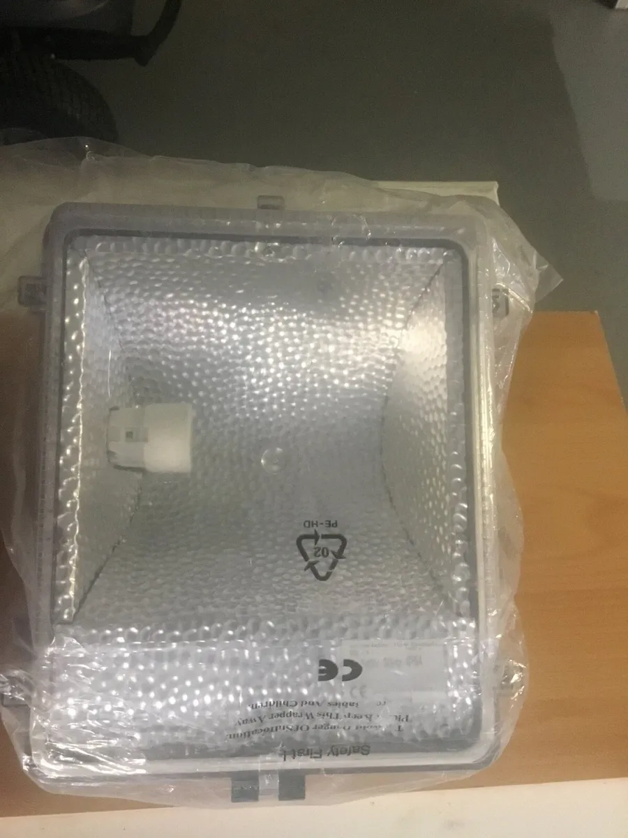 Outdoor Spot Light , IP65 - Image 1