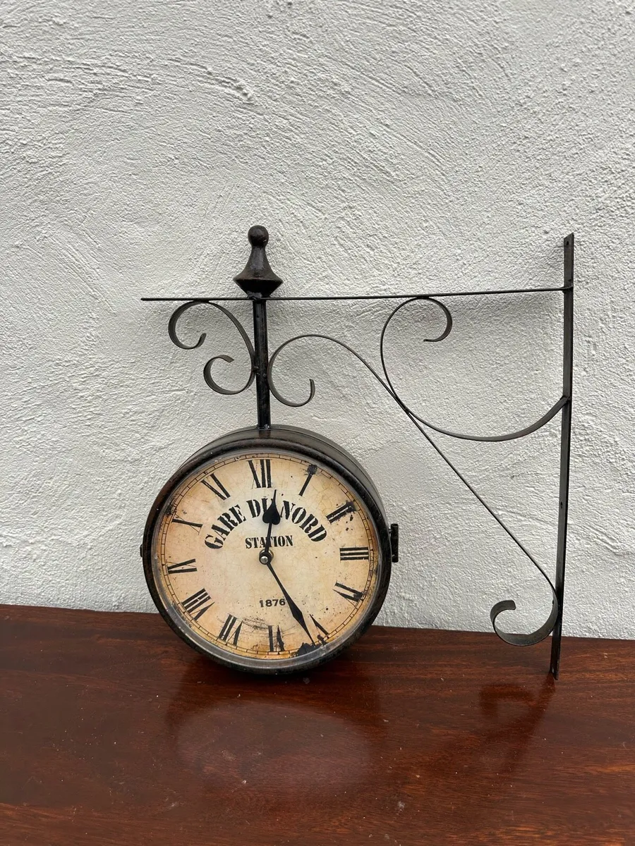 Clock - Image 2