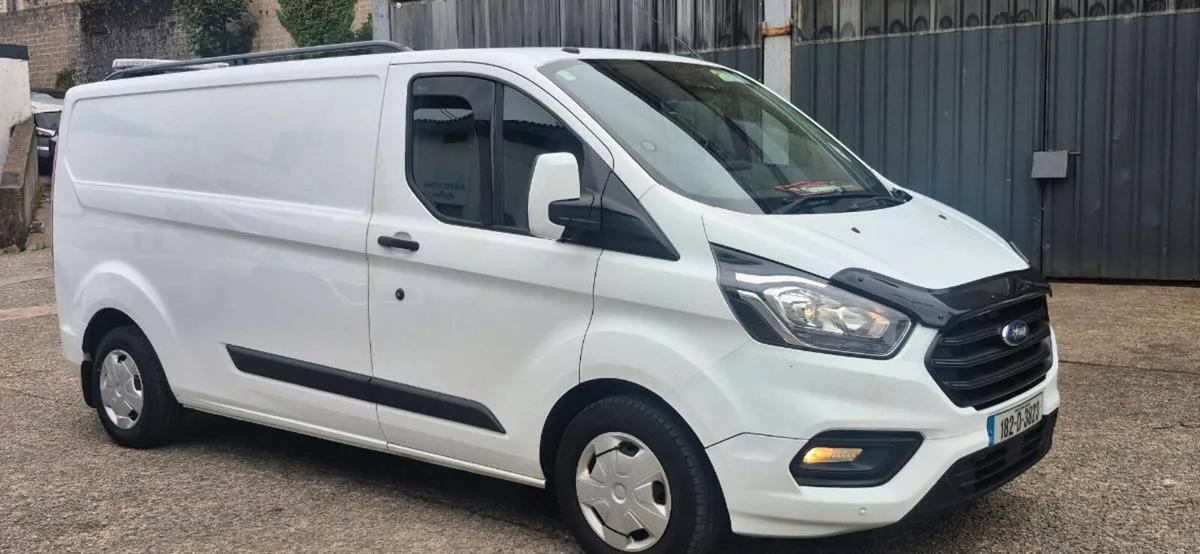 Ford Transit Custom - Image 1