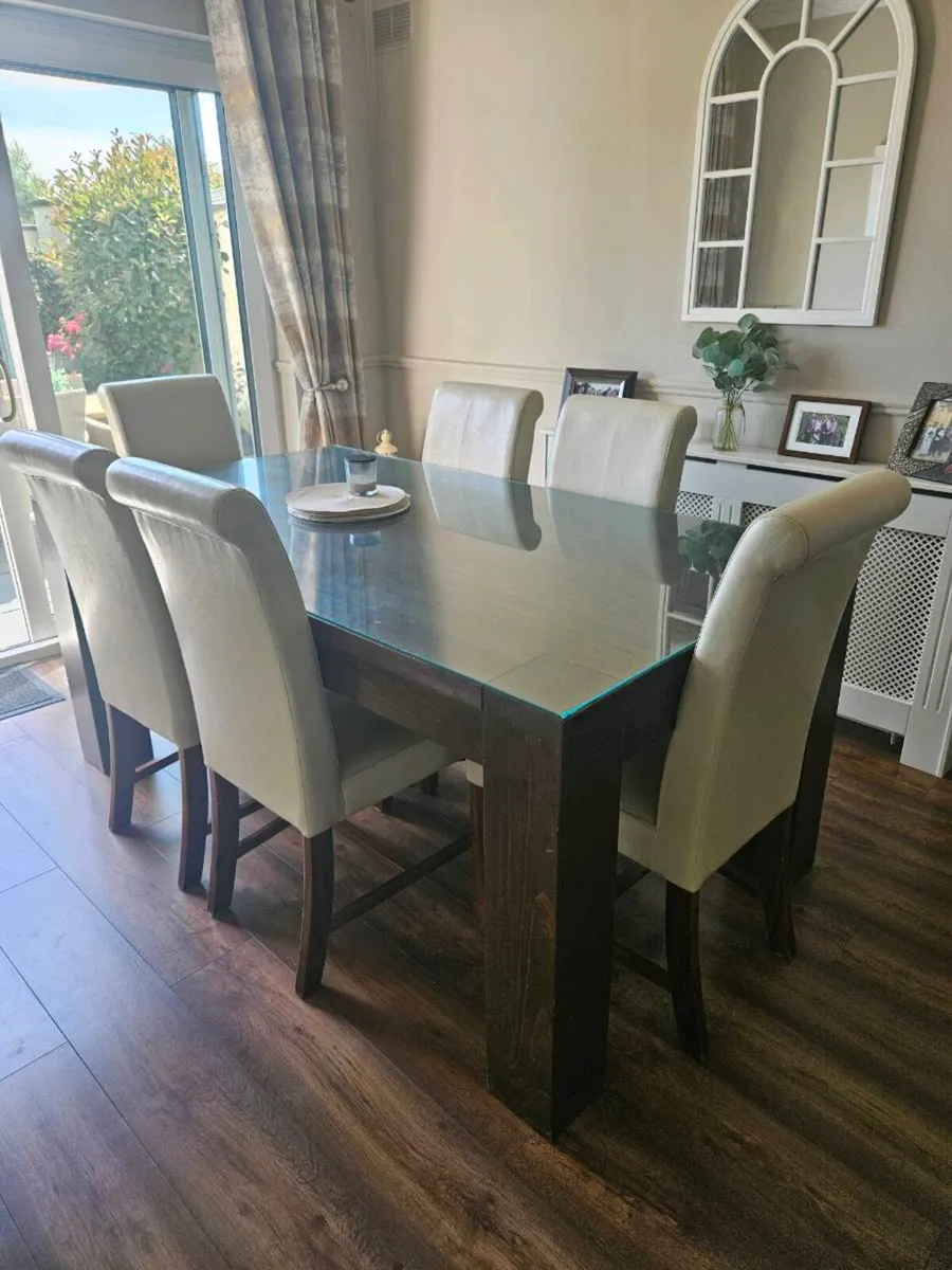Dining Table & Chairs - Image 3