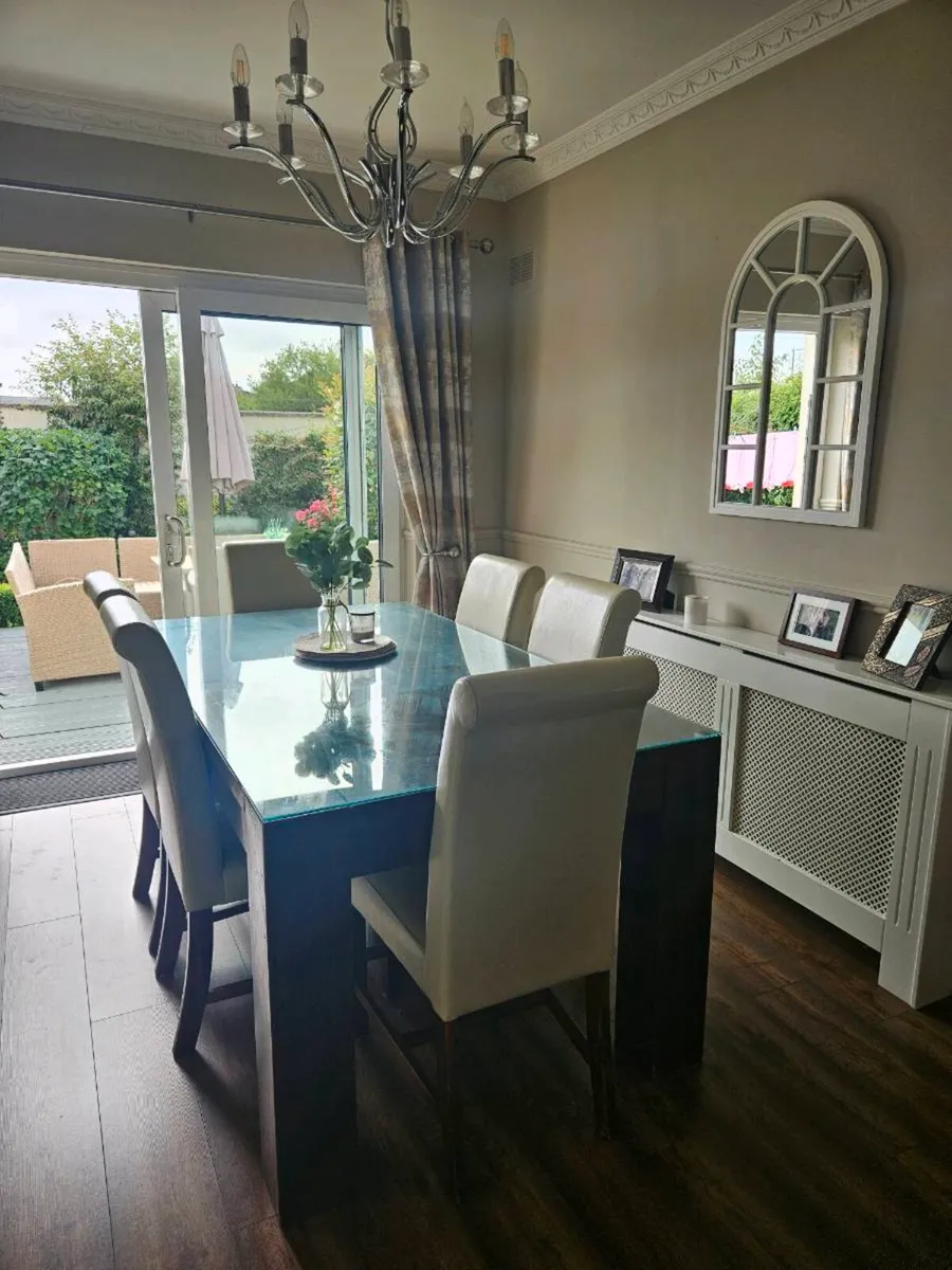 Dining Table & Chairs - Image 4