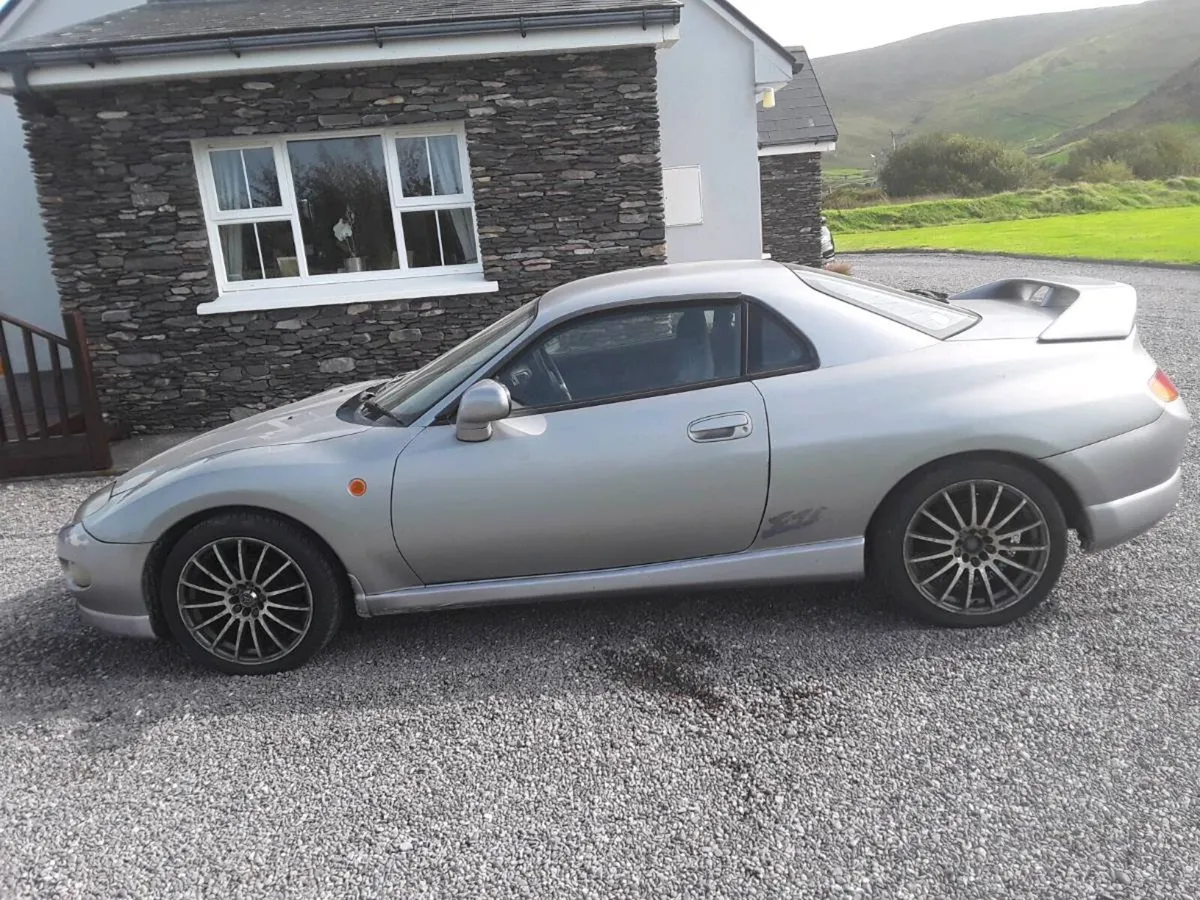 Car - Image 4