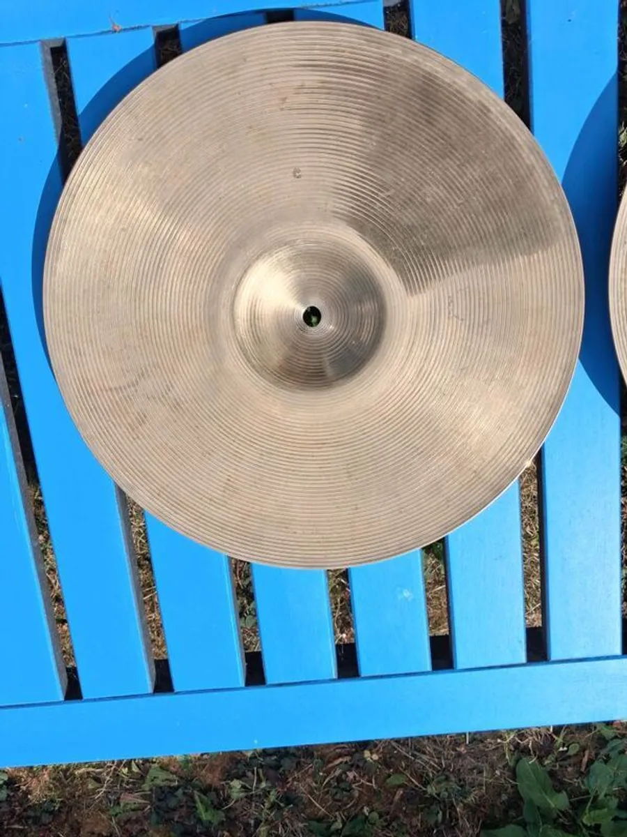 Zildjian A Custom 18in  medium crash - Image 2