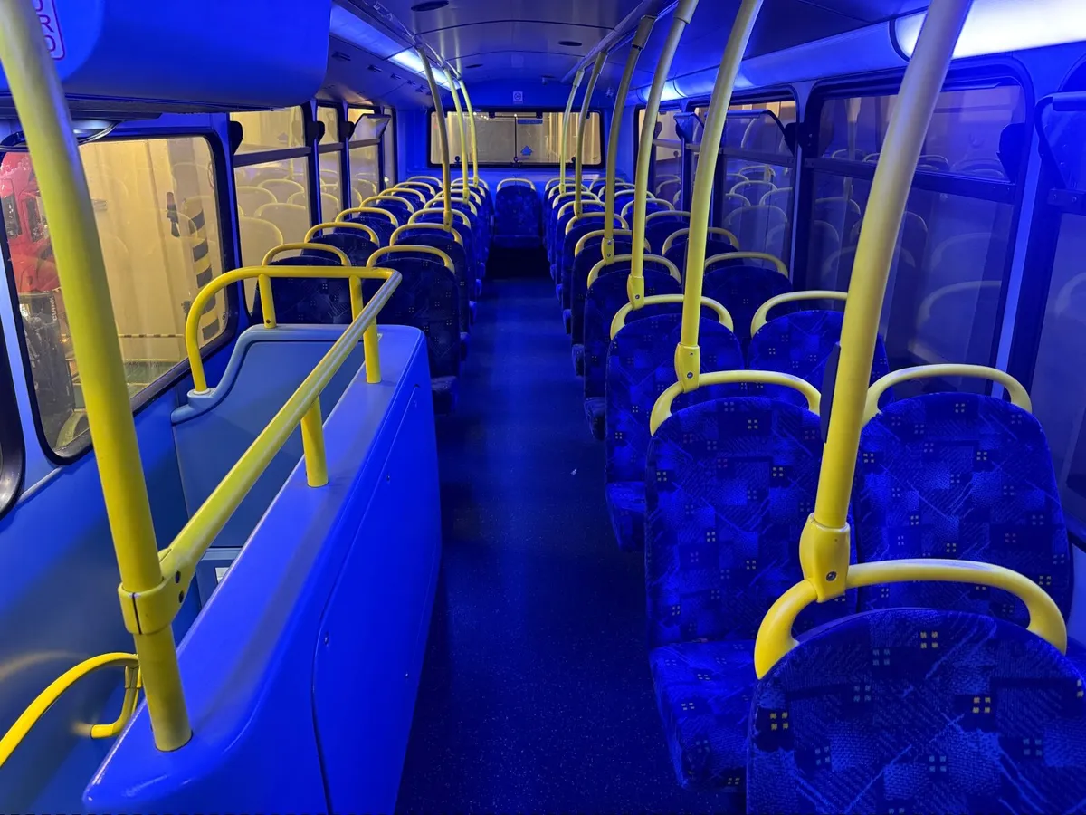 2011 Volvo B9TL - Image 2