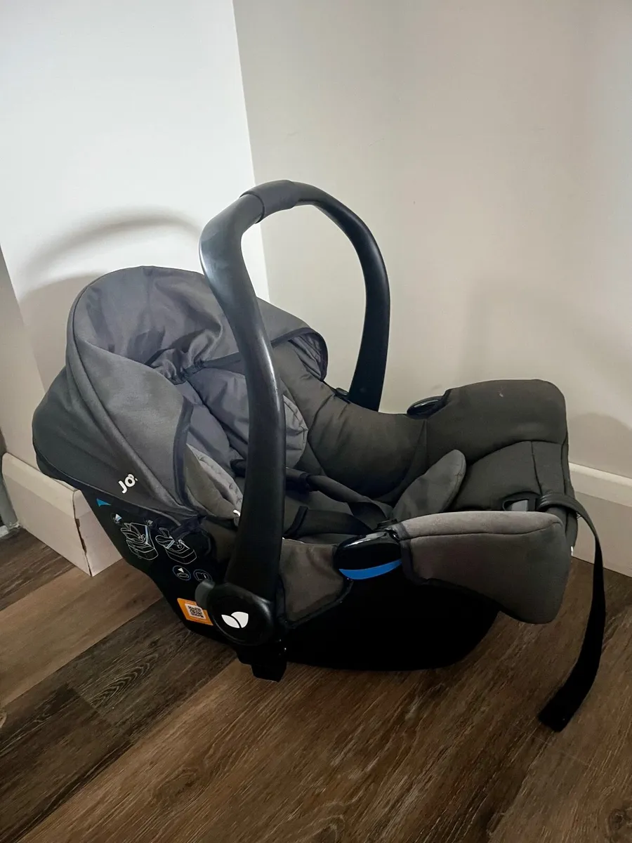 Joie Gemm baby car seat +iBase - Image 1