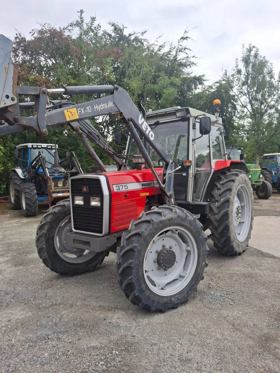Massey Ferguson 375 - Image 2