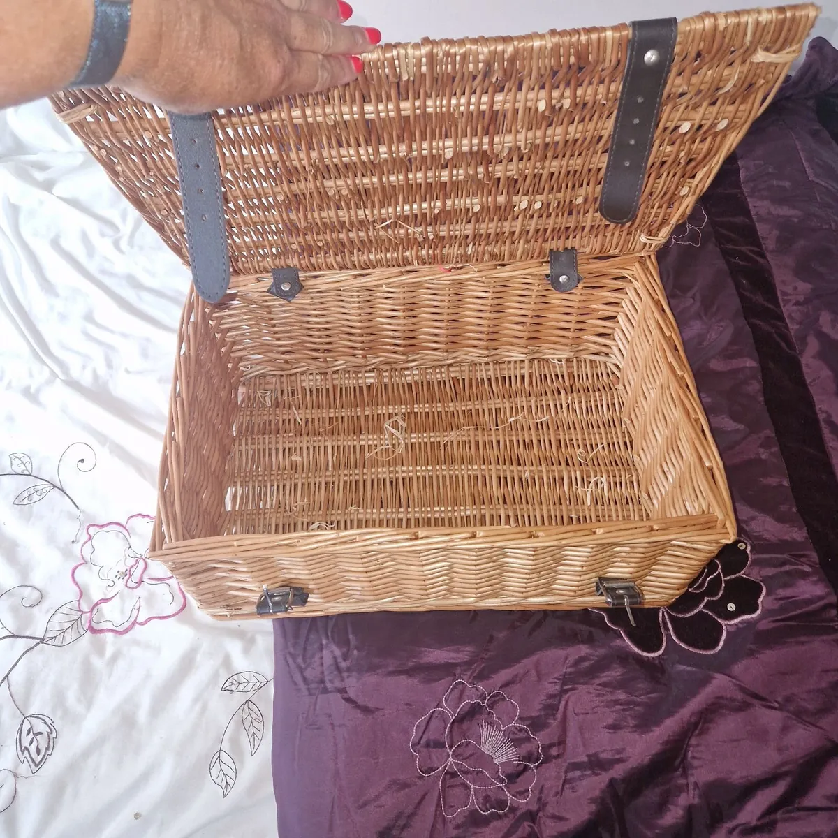 Picnic basket - Image 2
