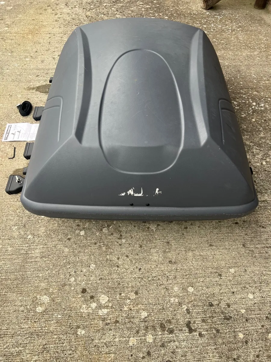 THULE car top box - Image 3
