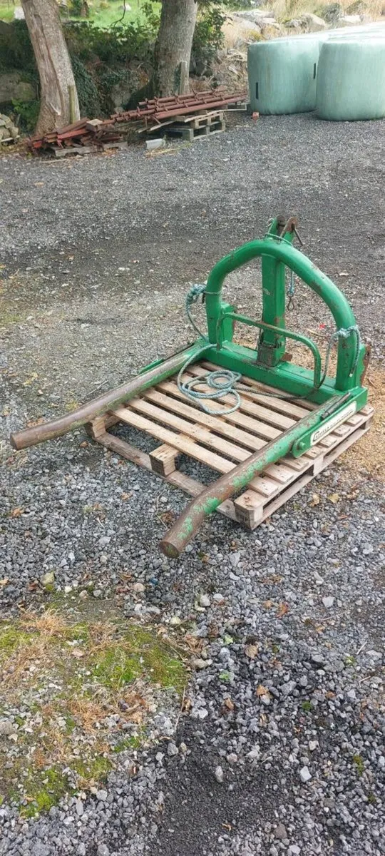 Bale lifter - Image 2
