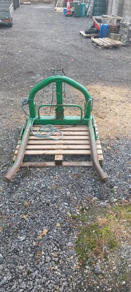 Bale lifter - Image 3