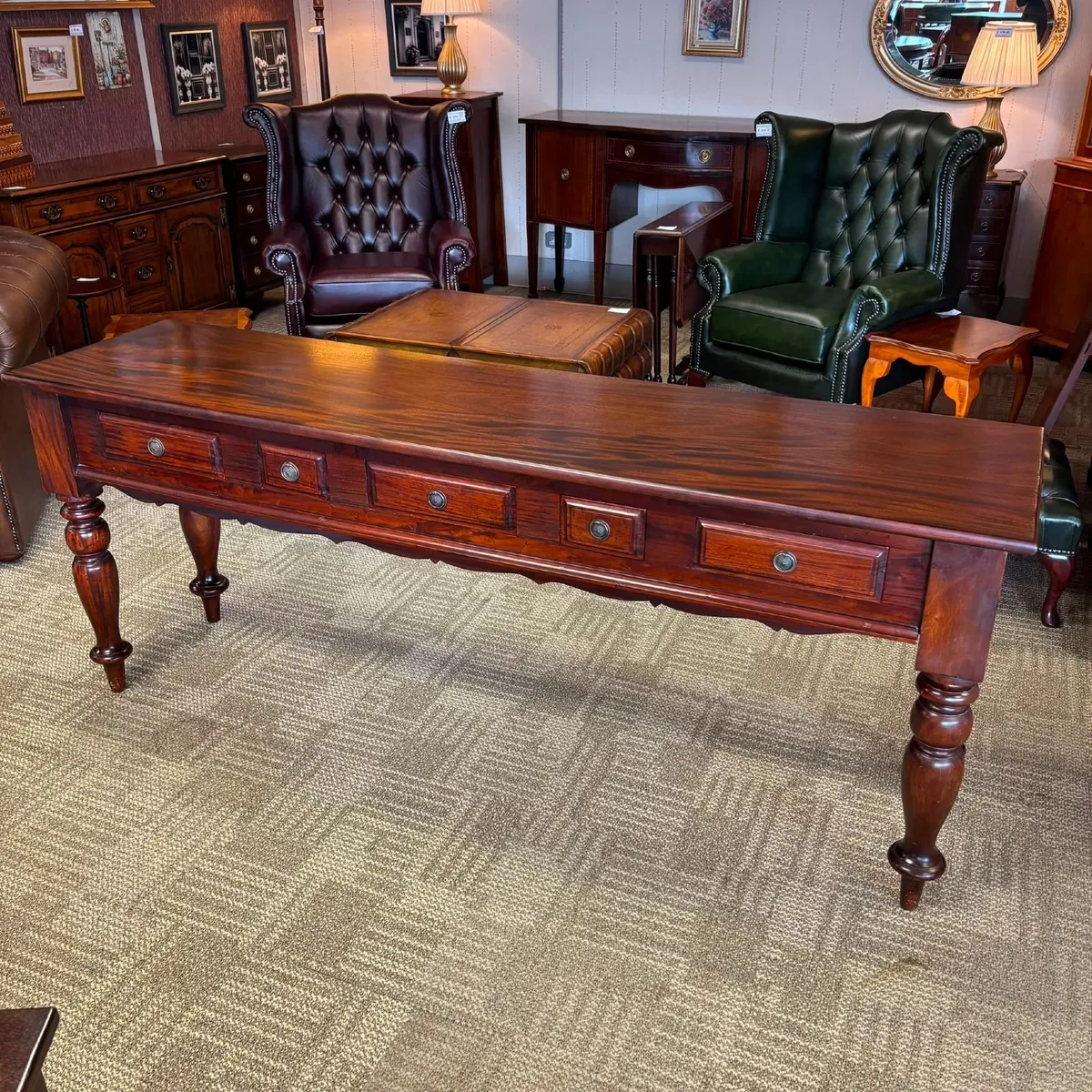 Elegant antique-style, five-drawer mahogany consol - Image 1