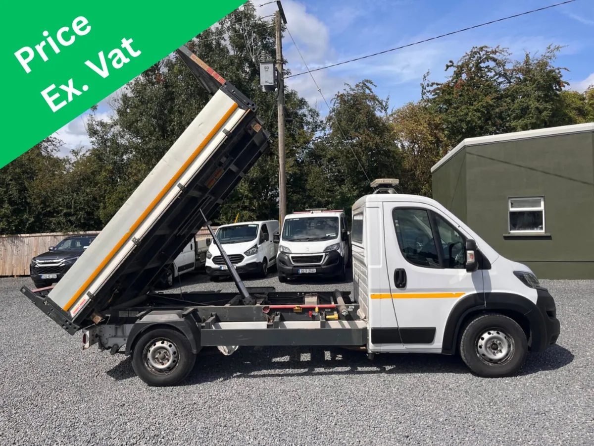 Fiat Ducato S/Cab 3 Way Tipper 2.3L 140BHP - Image 1