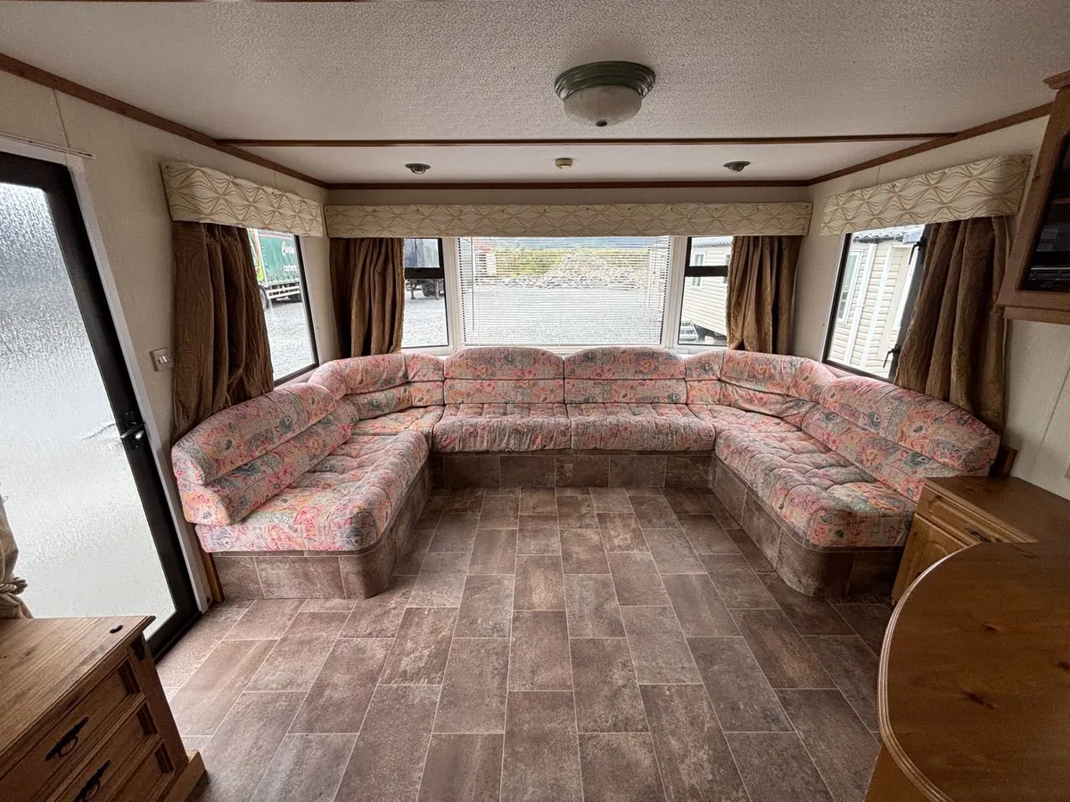 36x12 Cosalt, 3 Bed, OIL Heating.Free Delivery. - Image 2