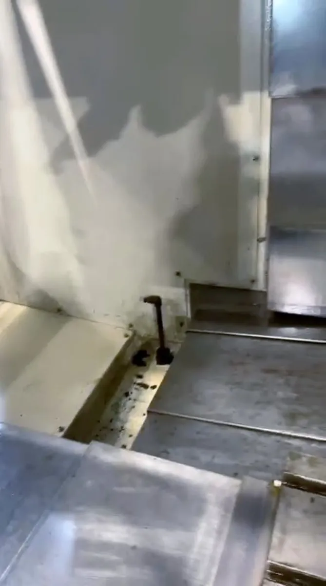 2014 LEAD Precision Vertical CNC Machining Centre - Image 4