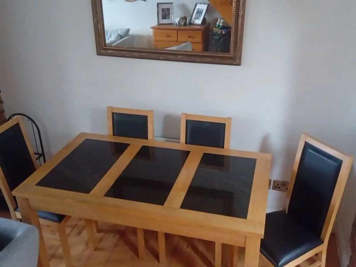 dinner table w 6 chairs - Image 4