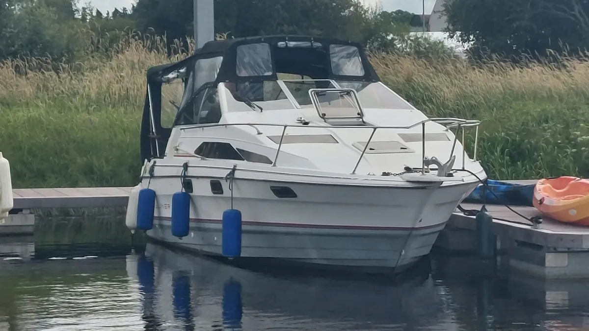 Bayliner diesel 4 berth - Image 1