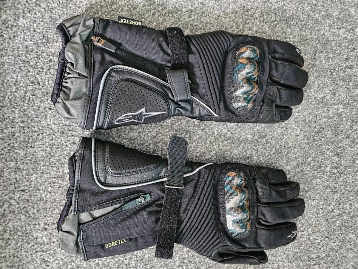 Alpinestars Gortex Gloves Medium - Image 1
