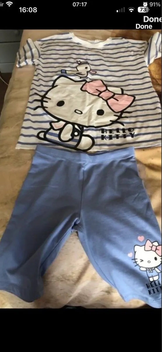Girls two piece suit age 8/9 €5 - Image 4