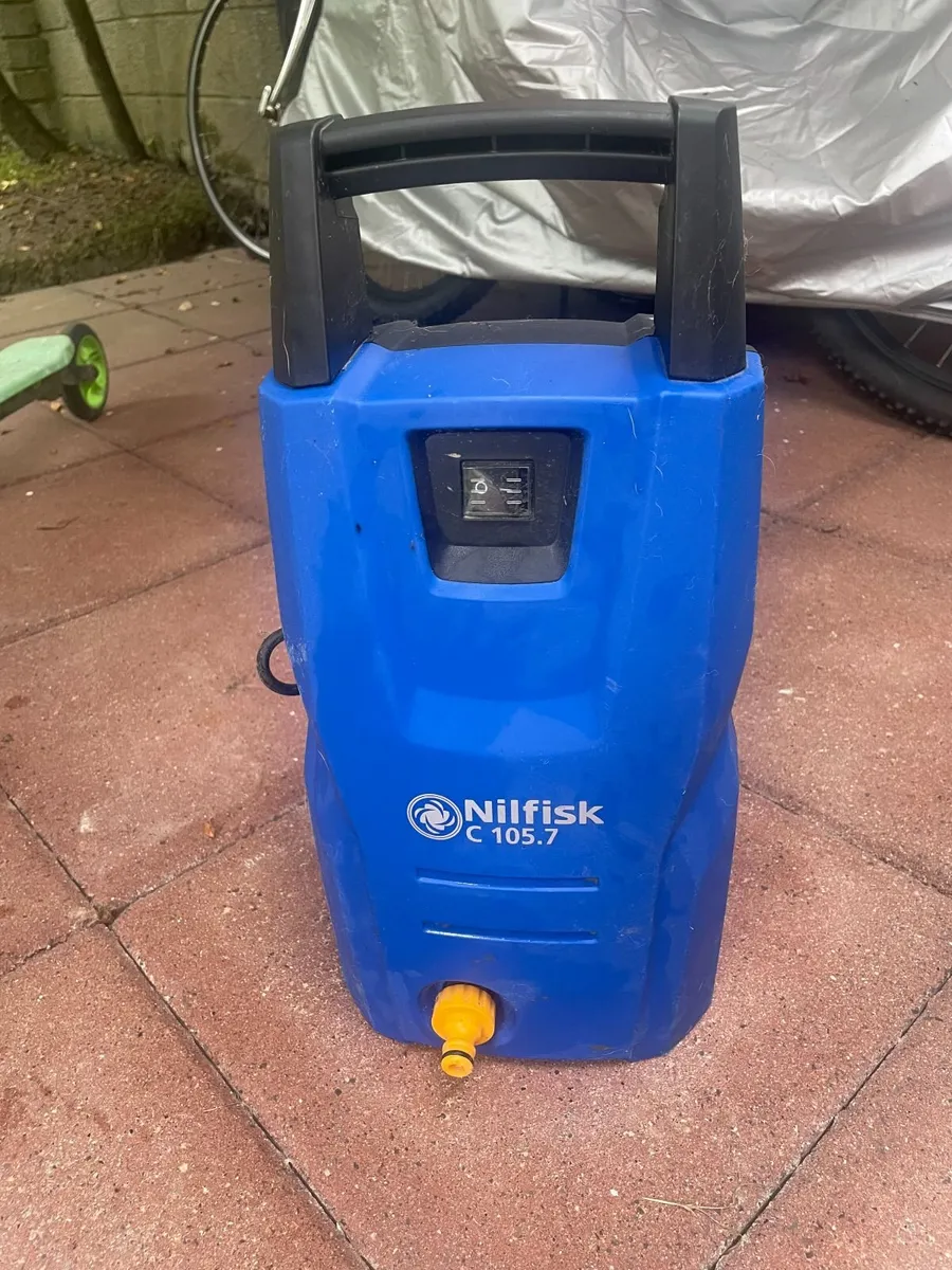 Pressure washer no hose or gun - Image 1