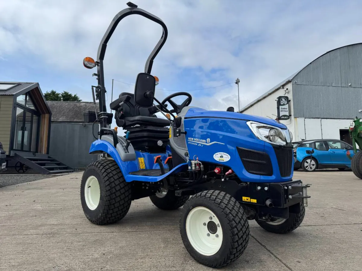 2024 New Holland Boomer 25C - Image 3