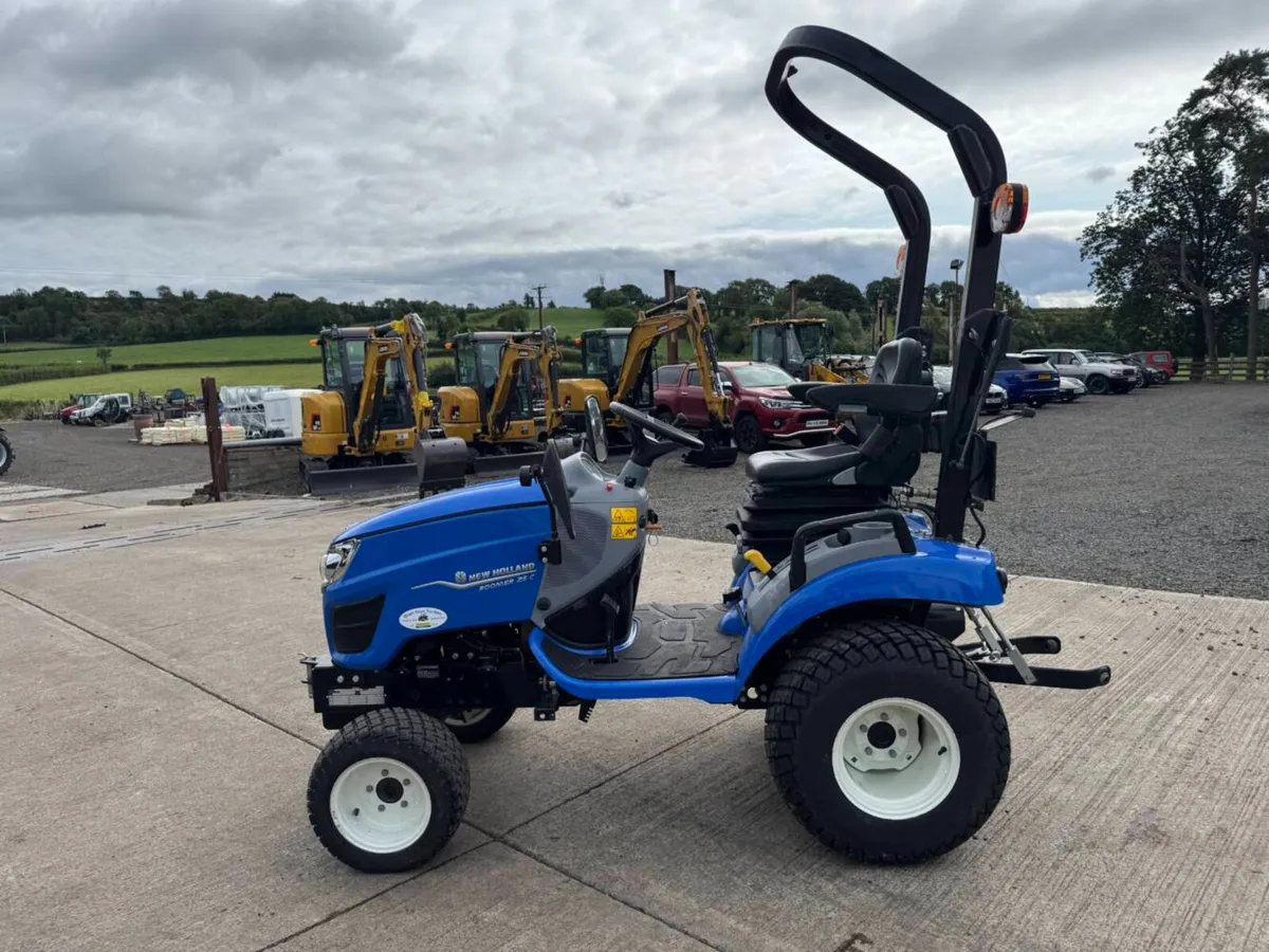 2024 New Holland Boomer 25C - Image 2