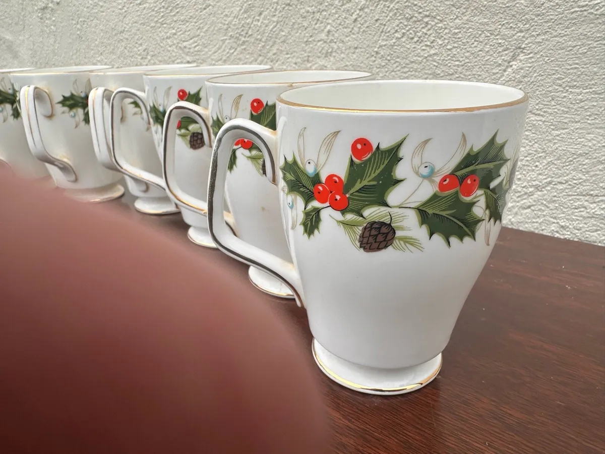 Antique Christmas mugs - Image 2