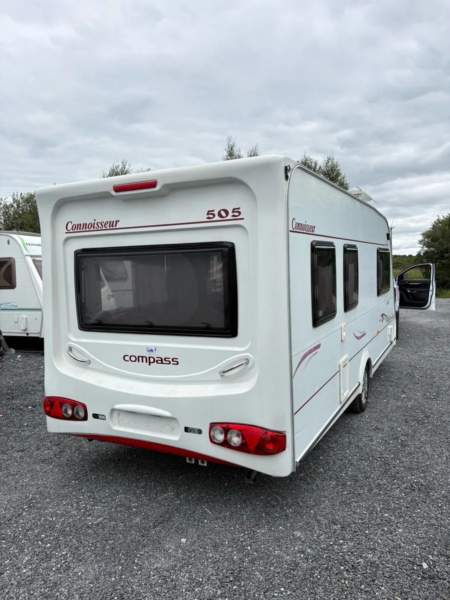 Compass Connoisseur 5 Berth Caravan For Sale - Image 3