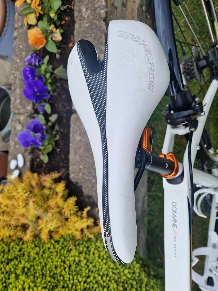 Trek Domaine Road Bike - Image 2