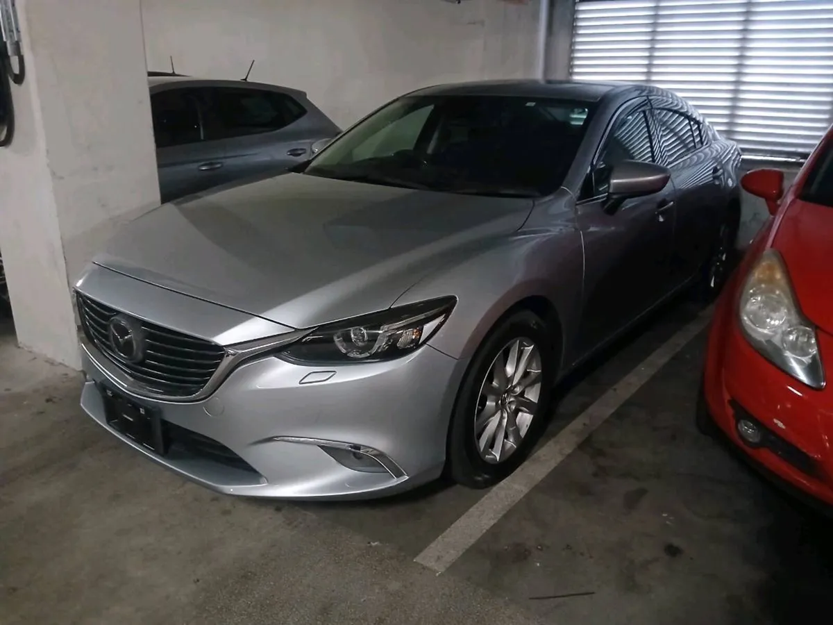 4X MAZDAS 142 MAZDA 6 2.2 SKYACTIV TOP SPEC - Image 3