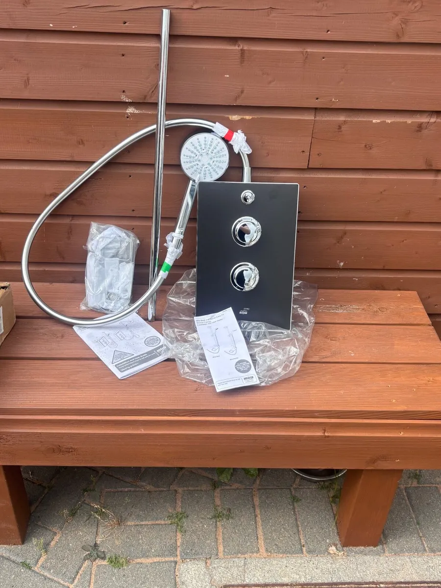 Electric shower - Image 3