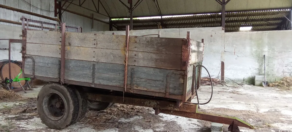 Twin-Wheel Tipping Trailer - Image 1