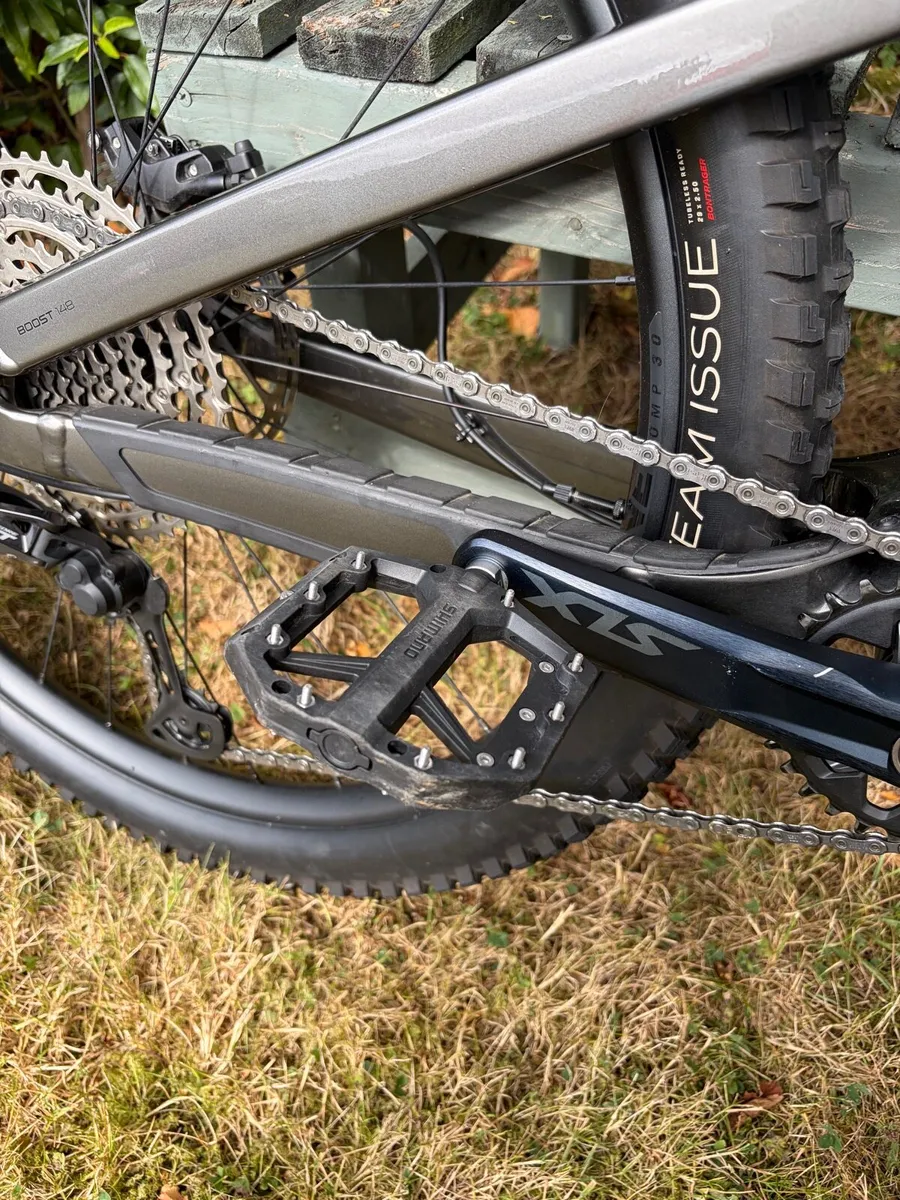 2021 Trek Slash 7 – Full Suspension Enduro MTB - Image 4