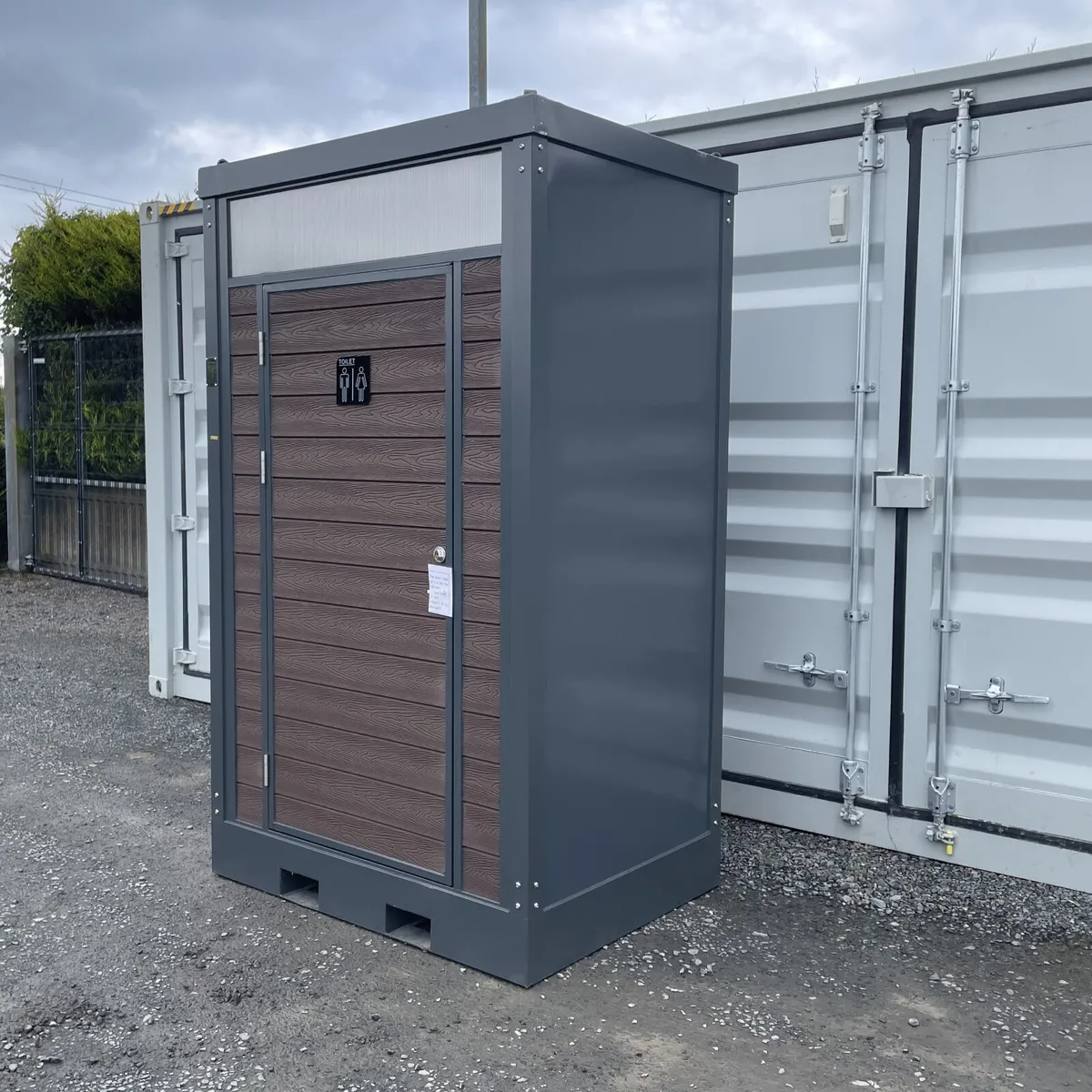 New 220V Single Toilet Block **Online Auction** - Image 1