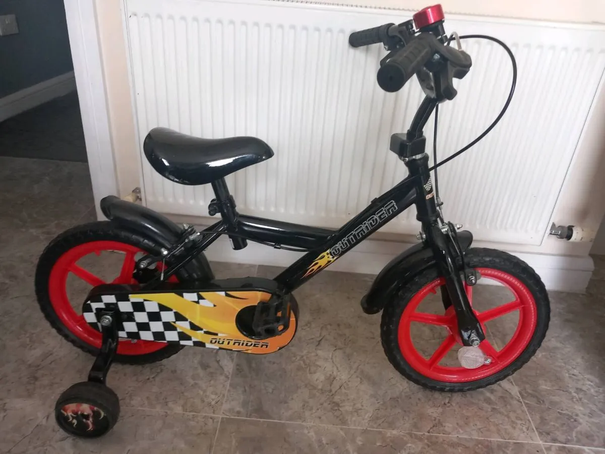 Kids Outrider bike size 14 inch wheels - Image 2