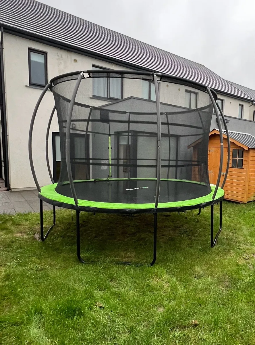 12ft Thorpe Sports Trampoline with Net & Ladder - Image 3