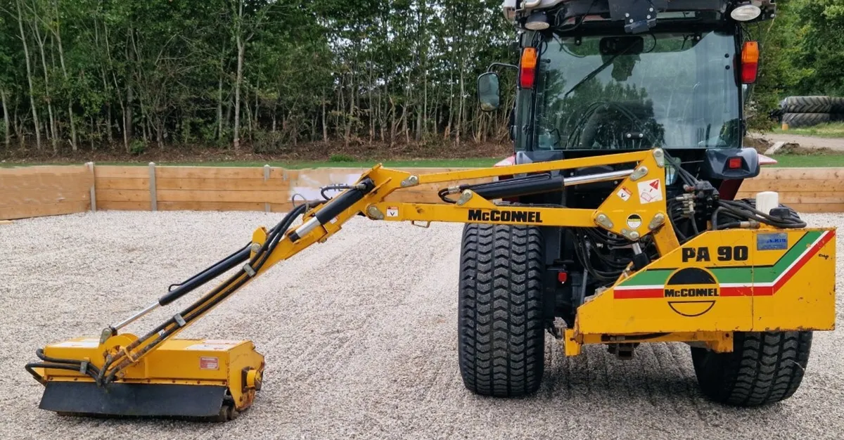 MCCONNEL PA90 HEDGECUTTER - Image 3