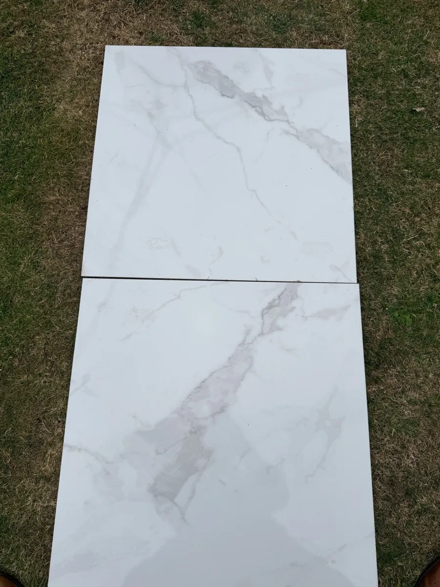 Boxes of bathroom tiles - Image 1