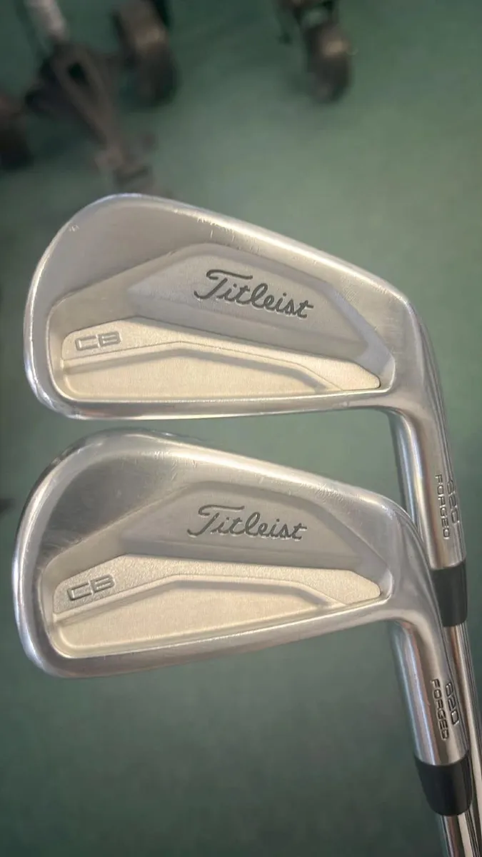 Titleist 620 CB Forged 4-PW Project X 5.5 €675 - Image 2