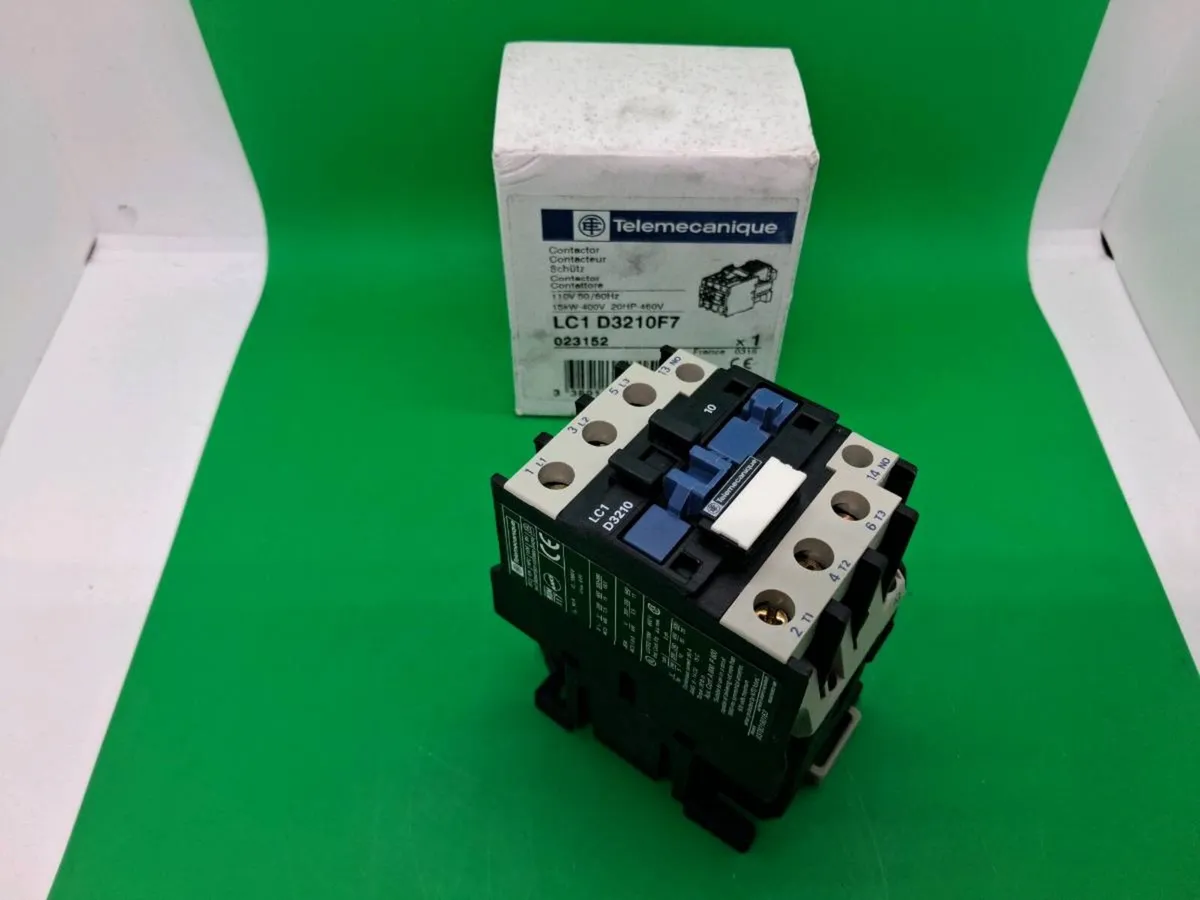 Postage - Telemecanique LC1D3210F7 Contactor  LC1D - Image 1