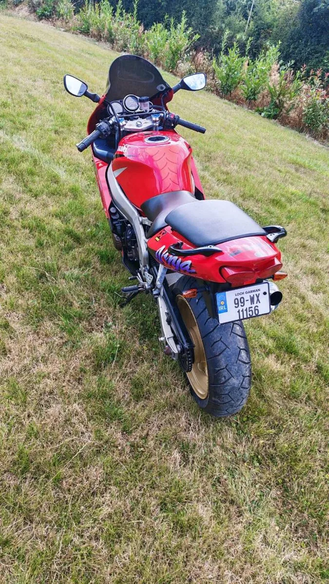Kawasaki Ninja ZX6R - Image 2