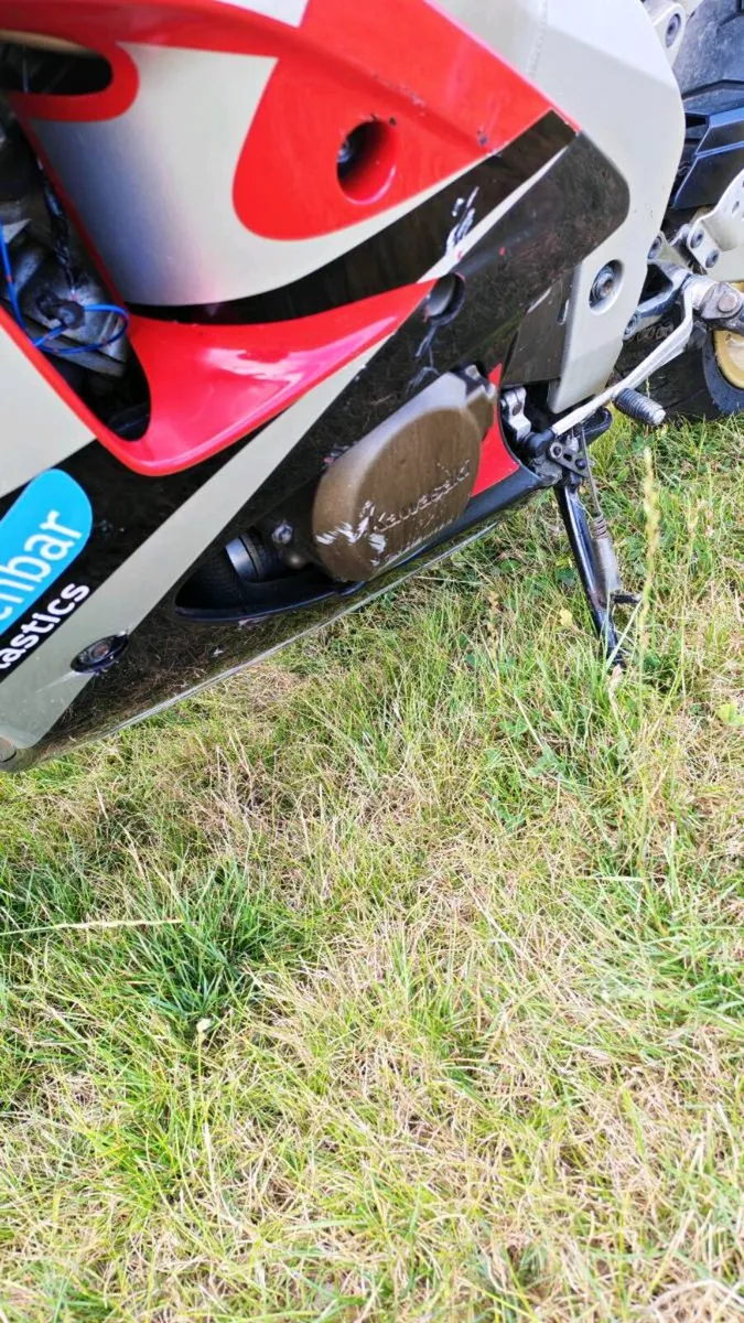 Kawasaki Ninja ZX6R - Image 3