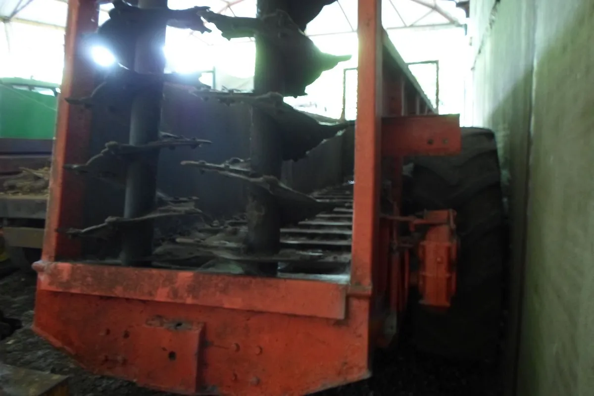 dung spreader - Image 3