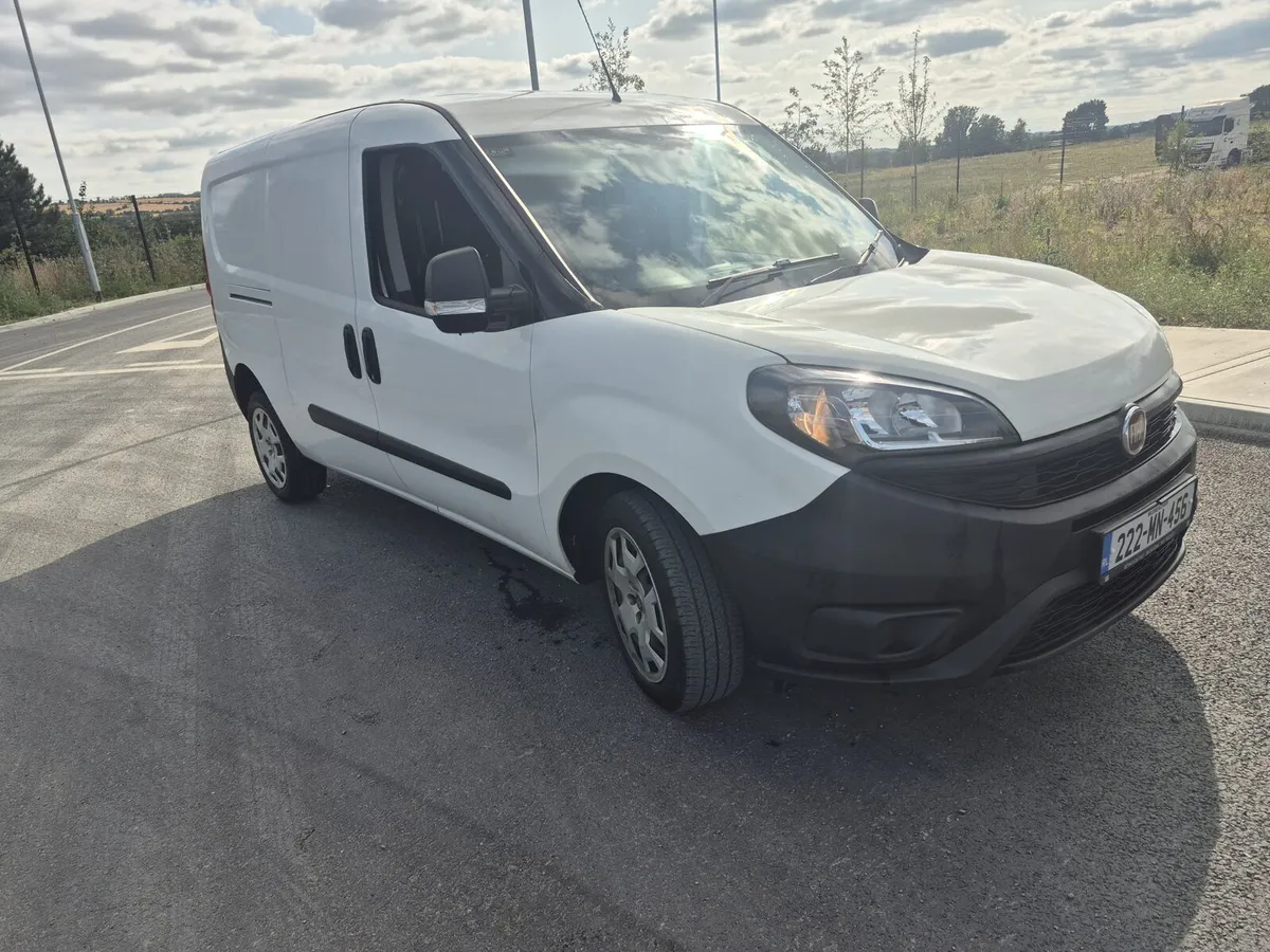 2022 Fiat doblo - Image 2