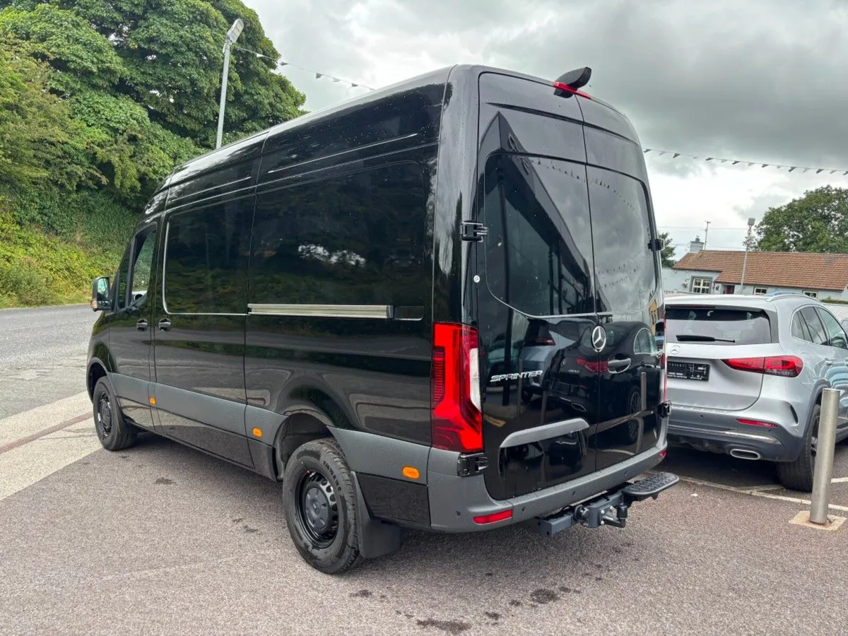 Mercedes-Benz Sprinter SELECT 190BHP AUTO 3.5ton t - Image 4