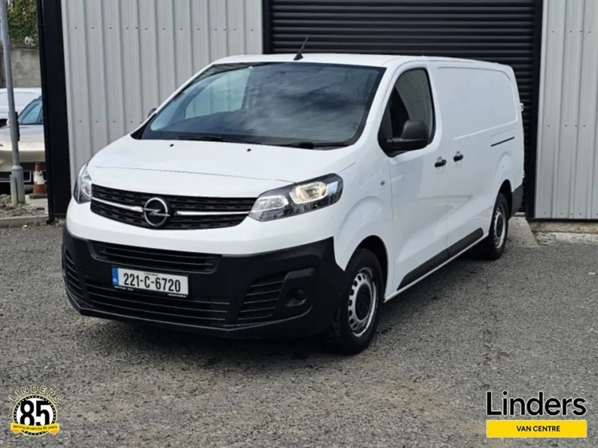 Opel Vivaro LWB - VERY CLEAN - Image 2