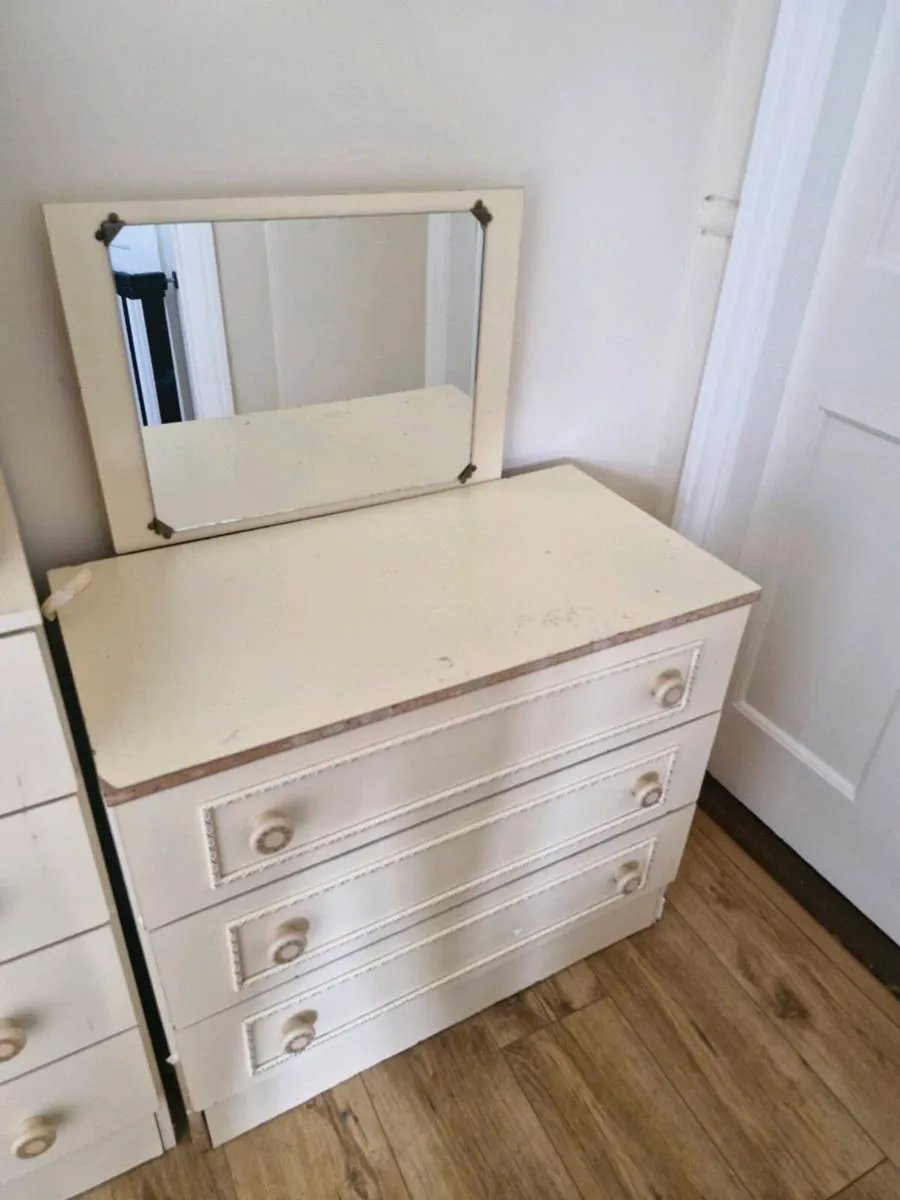 Chested drawers - Image 3