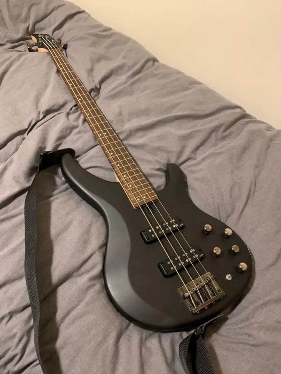 Brand New Yamaha Bass Guitar Bundle - Image 4